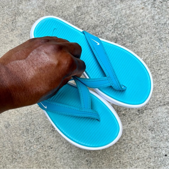 WMNS NIKE ULTRA CELSO THONG LIGHT BLUES OCEANS FLIPS FLOPS - Picture 4 of 12